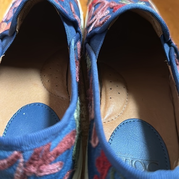 😊 Sofft Women's Somers Slip On Shoes Boho Denim Canvas Embroidered 8.5 - Picture 13 of 16